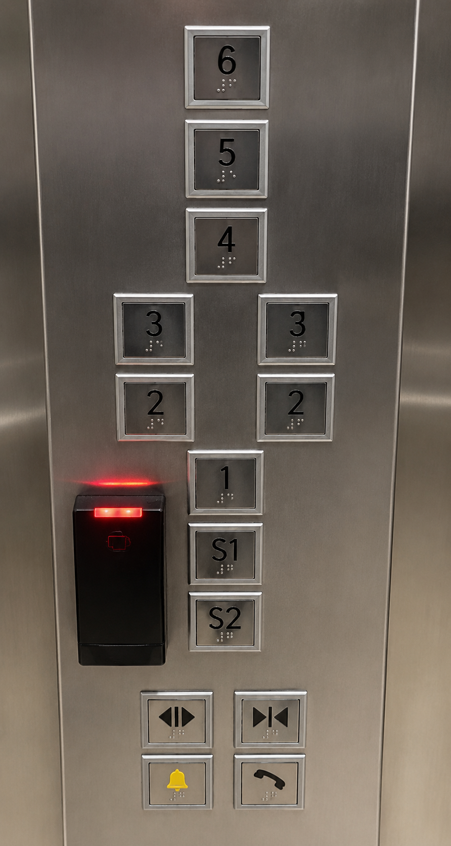 PROXEM - Elevator panel with PROXEM reader